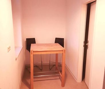 Zentrale und helle 2-Raum Wohnung - Photo 1