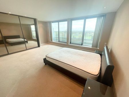 2 bedroom apartment to rent - Photo 4