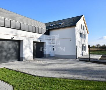 Kiadó újszerű állapotú lakás - Székesfehérvár - Fotó 1