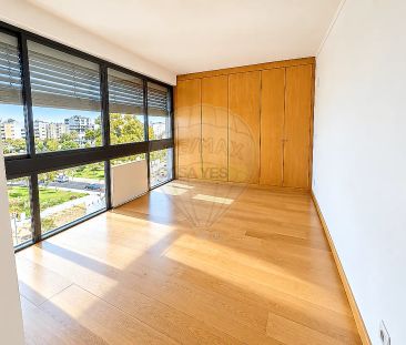 Apartment T3 in Algés, Linda-a-Velha e Cruz Quebrada-Dafundo, Oeiras - Foto 5