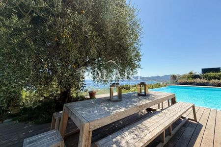 Villa avec piscine et vue époustouflante dans la baie de Cannes - Photo 2