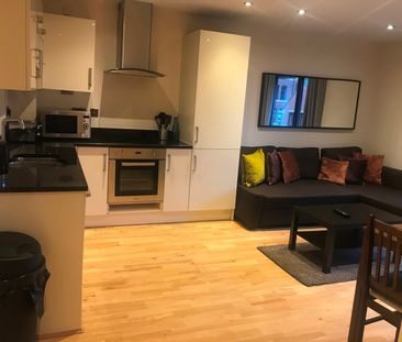 1 Bed Flat, Block B, LS2 - Photo 6