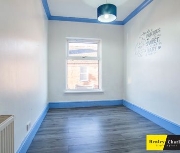 3 Bedroom Mid Terraced House For Rent - Photo 4