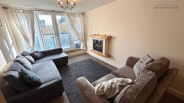 2 bedroom flat to rent - Photo 1