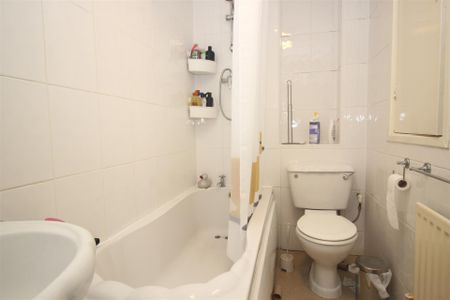2 bedroom Student Terraced House to rent in Windmill Court, Newcastle Upon Tyne - Photo 5