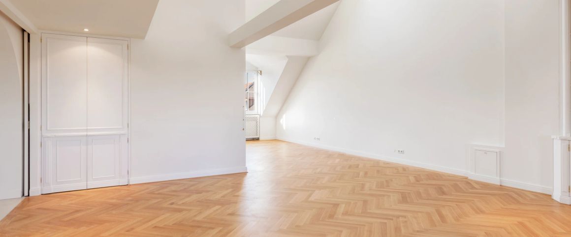 Spektakuläre, lichte Altbaumaisonette mit stilvollem Ambiente und Dachterrassen - Foto 1