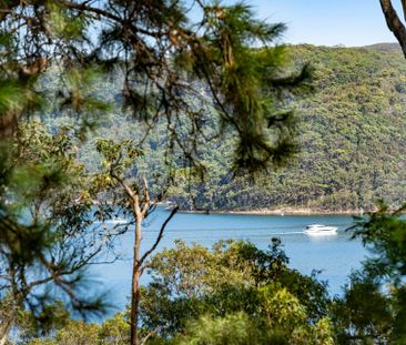 Three-Bedroom Coastal Escape in the Heart of Avalon - Photo 6