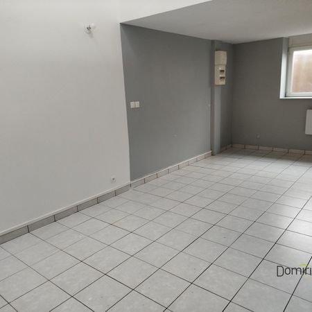 Location Appartement 3 pièces 55m² TOURCOING 59200 - Photo 4
