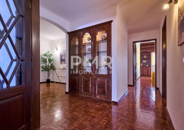 Apartamento T4 em Lisboa