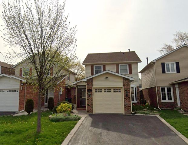 For Lease - 70 TRAVERSTON Court, Brampton, Ontario - Photo 1