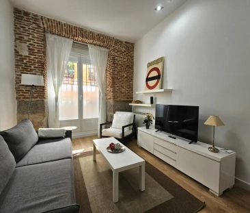 Apartamento de alquiler en Calle Gobernador, Cortes - Huertas - Photo 1