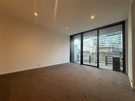 1404/18 Waterview Walk - Photo 1