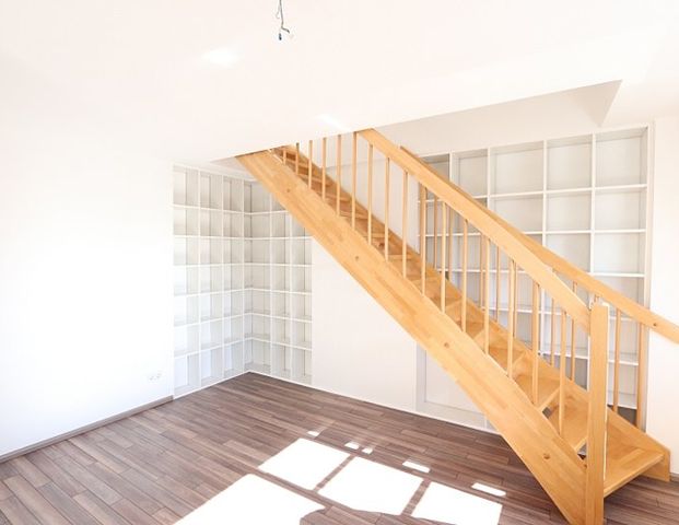 * * * EINBAUKÜCHE - MAISONETTE - DACHTERRASSE - KAPPEL * * * - Foto 1