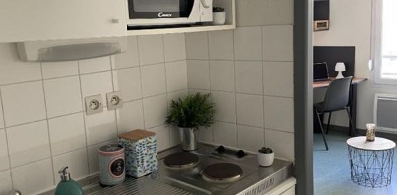 Studio à louer à SAINT ETIENNE - Photo 2