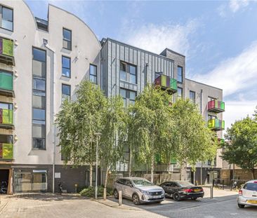 Bicycle Mews, London, SW4 - Photo 5