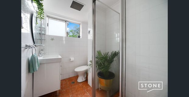 Well Presented Two Bedroom Apartment In Sought After Location - Photo 1