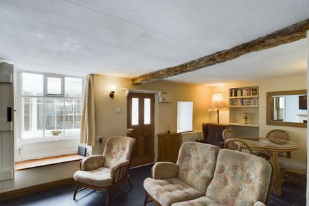 4 bedroom cottage to rent - Photo 3