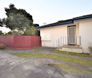 1/32 Simpsons Road, Box Hill - Photo 1