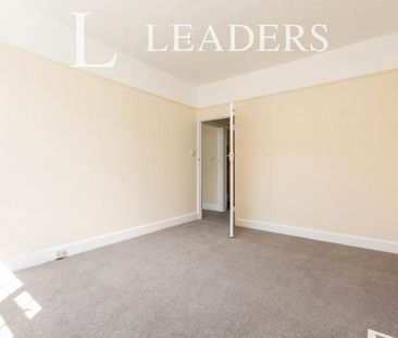 3 bedroom maisonette to rent High Street, Sevenoaks, TN13 - Photo 3