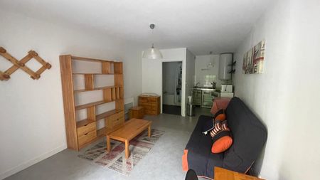 Studio meublé- Villa Préfecture – 23.85 m² - Photo 2