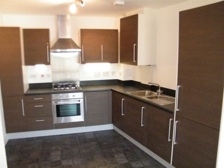 Avontar Court, South Ockendon, Property for rent - Photo 3