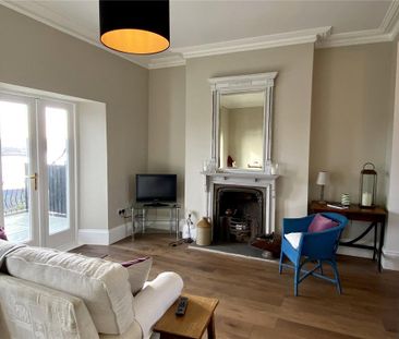 4 bedroom terraced house to rent - Photo 3