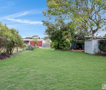 SPACIOUS WELL LOCATED HIGH SET GABLE HOME - 3 BED - STUDY - SUN ROO... - Photo 4