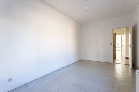 Instapklaar 2 slaapkamer appartement op een centrale locatie - Foto 2