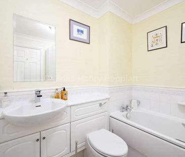 Riverside Gardens, Finchley, N3 - Photo 6