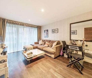 Victoria Court, Unwin Way, Stanmore, HA7 - Photo 3