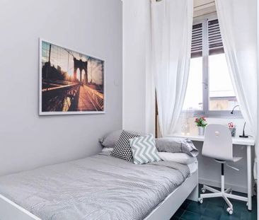 Via Giuseppe Frua, Milan, Lombardy 20146 - Photo 5