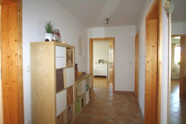 Riegsee - traumhafte und großzügige Wohnung mit Südbalkon - Photo 1