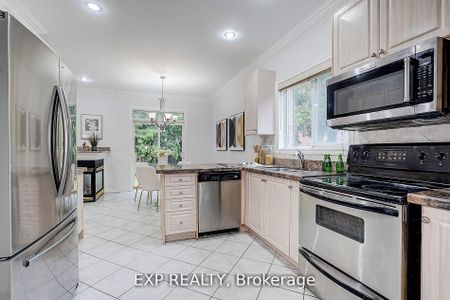 For Lease - 12 Tormina Court, Markham, Ontario - Photo 3