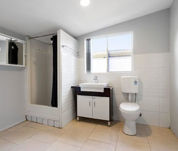 Neat Granny Flat - Photo 6