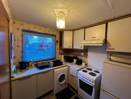 1 bedroom flat to rent - Photo 4
