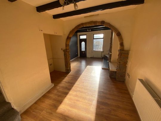 2 bed Terraced - To Let - Photo 1