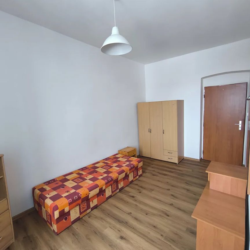 Pronájem bytu 1+kk 20 m² - Photo 1