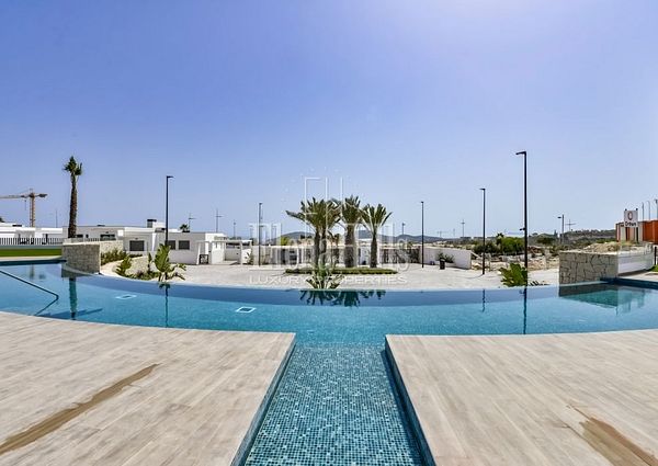 Luxury modern apartment in Sierra Cortina, Finestrat, Benidorm, Alicante