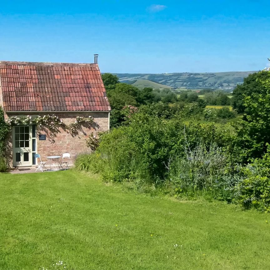 Ian’s cottage, Combe Lane, Wedmore, BS28 4DZ, Wedmore - Photo 1