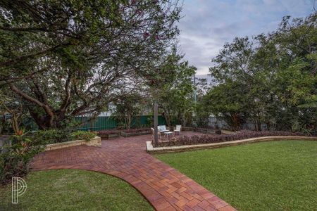 7 Dalgety Street, Mount Gravatt East QLD 4122 - House For Rent | Domain - Photo 3