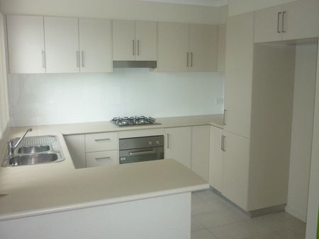 Neat and tidy Unit - Photo 5