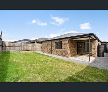 5 Hillgate Grove, Fraser Rise, Vic 3336 - Photo 5