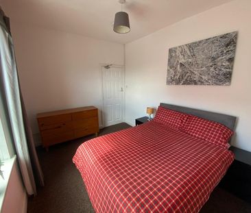 Room in a Shared House, Wyndcliff Road, B9 - Photo 6