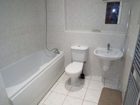 Neptune House, Ocean Village - Photo 5