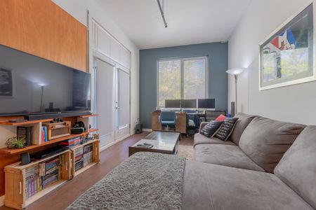 2801 Rue du Centre, Montréal (Le Sud-Ouest), QC H3X - Photo 2