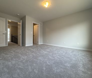 For Lease - 1107 Thompson Drive, Oshawa, Ontario - Photo 1