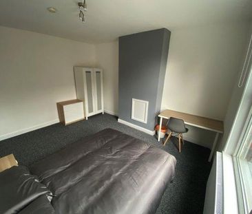 2 bedroom house share to rent - Photo 6
