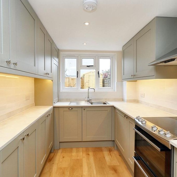 2 bedroom terraced house to rent - Photo 1