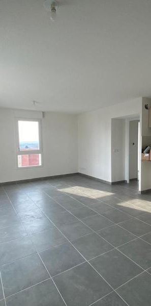 Location Appartement 2 pièces 38m² NIMES 30000 - Photo 1