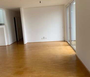 4-ZIMMER | HERRLICHE DG-WOHNUNG | ROOFTOP-TERRASSE - AB SOFORT VERF... - Photo 1